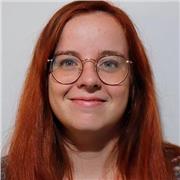 Soy Ingenieria,profesora de Telemedicina y Bioinstrumentacion en la VIU y doy clases de Programacion en Python y Matlab y Biologia